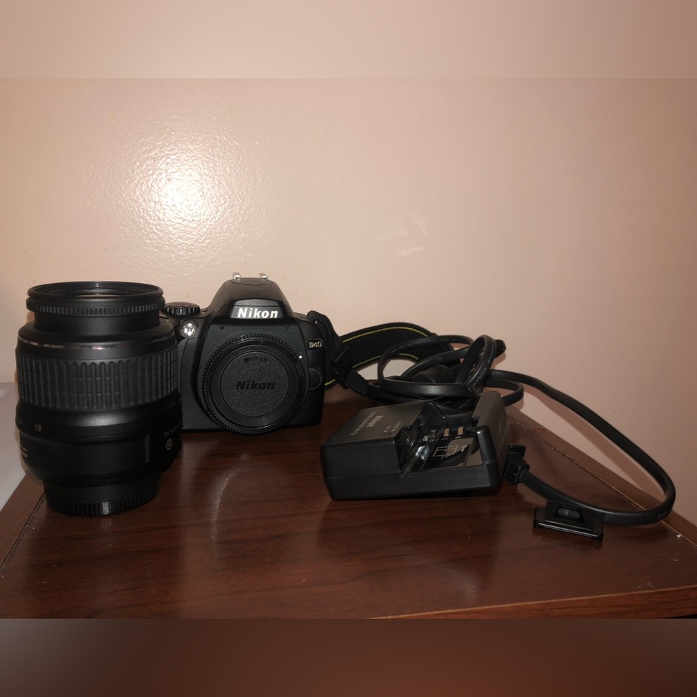 Nikon D40 bundle with camera bag
